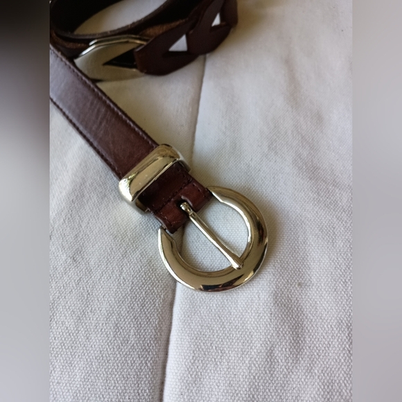 Brown Leather And Silver Metal Chain Link Style Belt with Silver Buckle - Picture 2 of 5